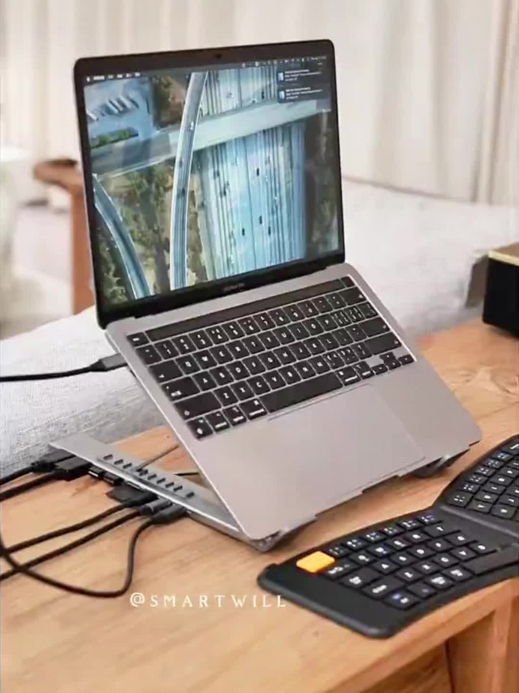 USB-C Laptop Docking Station Stand, Supports Dual 4K@60Hz Monitors, 9-in-1 USB-C Hub with 2 HDTV Ports, 2 USB 3.0 Ports, 100W PD Fast Charging, Universal Docking Station Suitable for MacBook Pro\u002FAir\u002FDell\u002FHP\u002FSurface\u002FLenovo